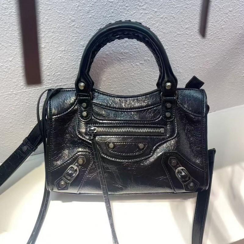 Womens Genuine Leather Crossbody Bag - Oil Wax Cowhide Rivet Detail Cracked Texture Medium Size Street Style