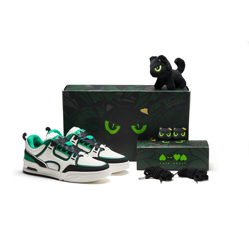 Anta Aojie Fourth Anniversary Gift Box Non-Slip Shock Absorbing Mid-Top Sneakers Women Sneakers White Black Green 122538040X-1