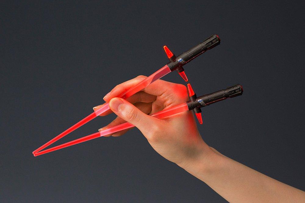 STAR WARS Lightsaber Chopsticks Kylo Ren Light-Up Ver. Character Chopsticks
