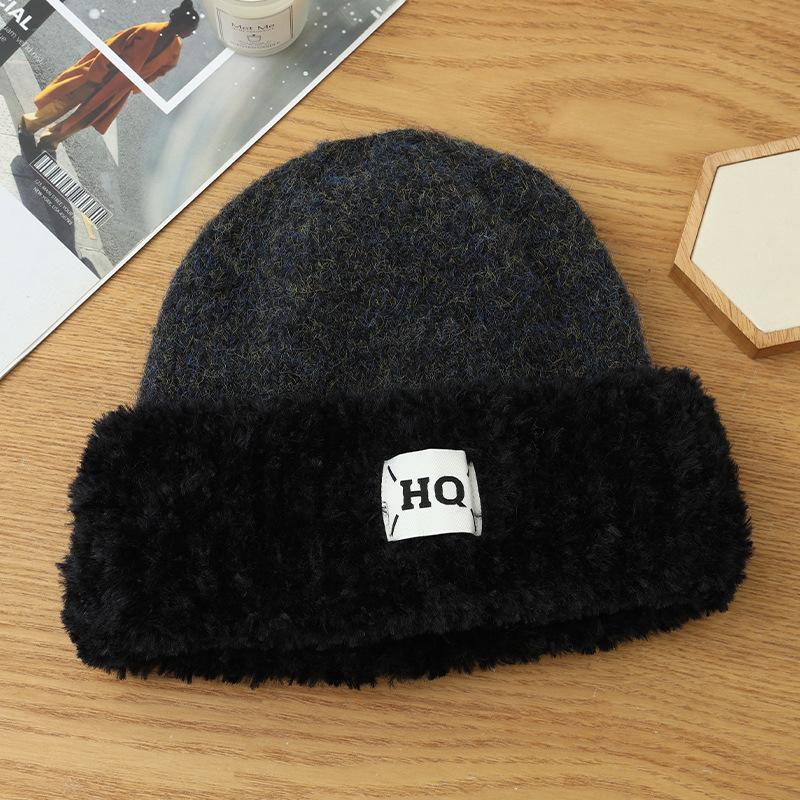 

Женская осенне-зимняя мода Универсальная утолщенная ветрозащитная шерстяная шапка в корейском стиле Большой обхват головы Двухцветная плюшевая теплая шапка Новинка One Size