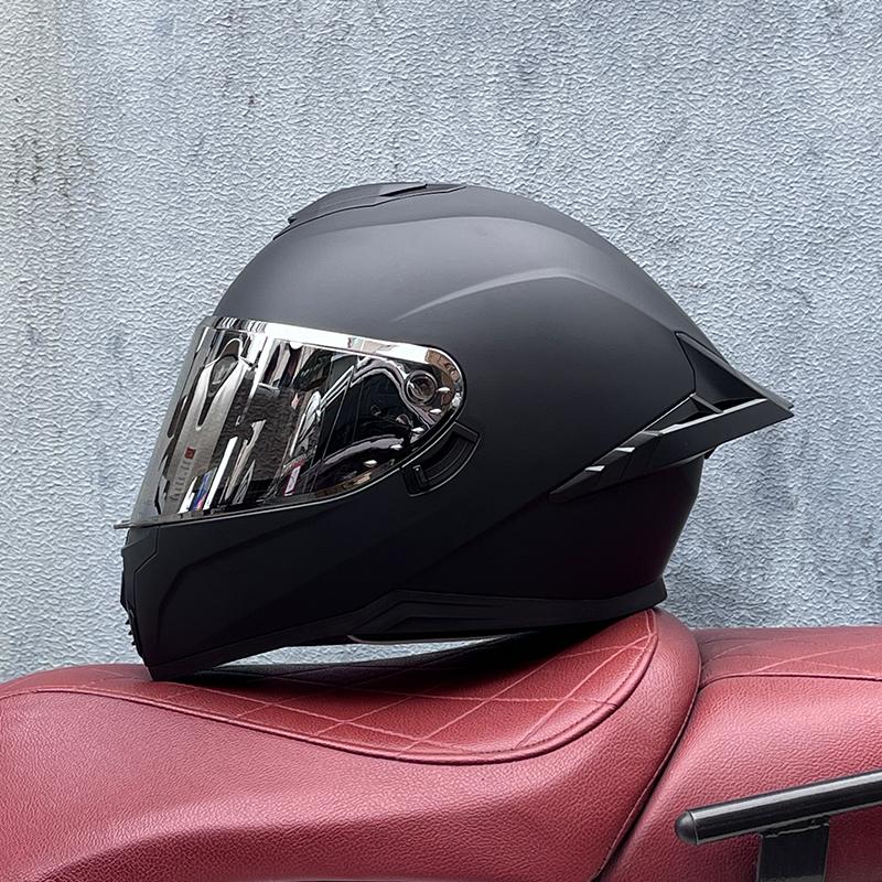 Street Motorcycle Helmet for Men & Women DOT Certified Full Face Motorbike Helmet for Cruisers Sports Street Bike