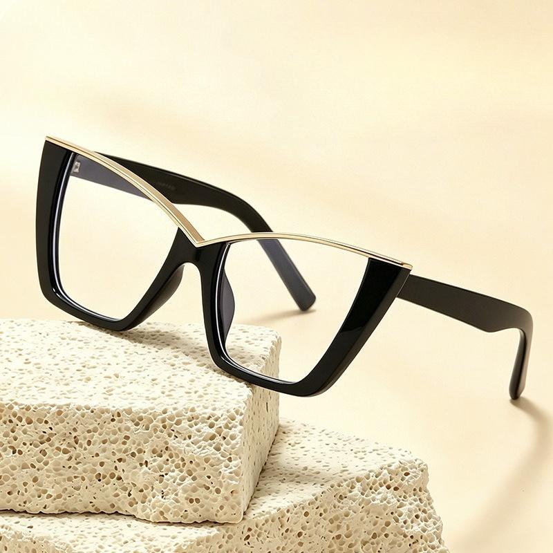 Oversized Cat Eye Presbyopia Glasses Women's Cat-eye Versatile and Personalized Eyeglasses Daily Fashion Personality 0 To +4.0