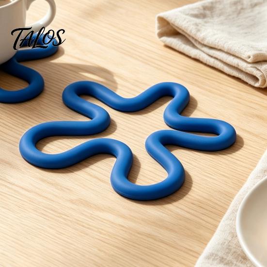 Portable Kitchen Storage Accessory Silicone Coaster, Irregular Flower Shape, Countertop Protector, Non-slip Decorative Dining Table Mat Heat