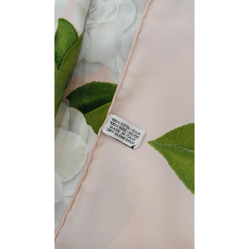 Used CHANEL Camellia Scarf