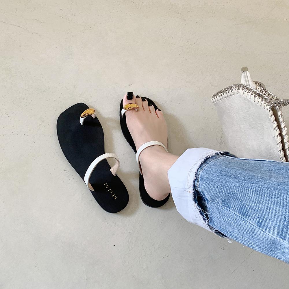 fashion Clip Toe Women Slippers Fashion Flip Flops Flat Heeld Casual Sandals Slides Black White Slip On Summer Outside Beach Shoes 35-39