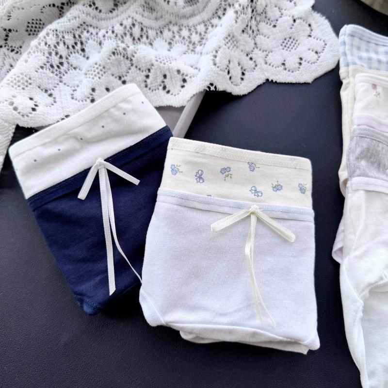 Ladies Spring and Autumn Sweet Contrast Color Cotton Flower Plaid Cute Package Hip Mid Waist Panties