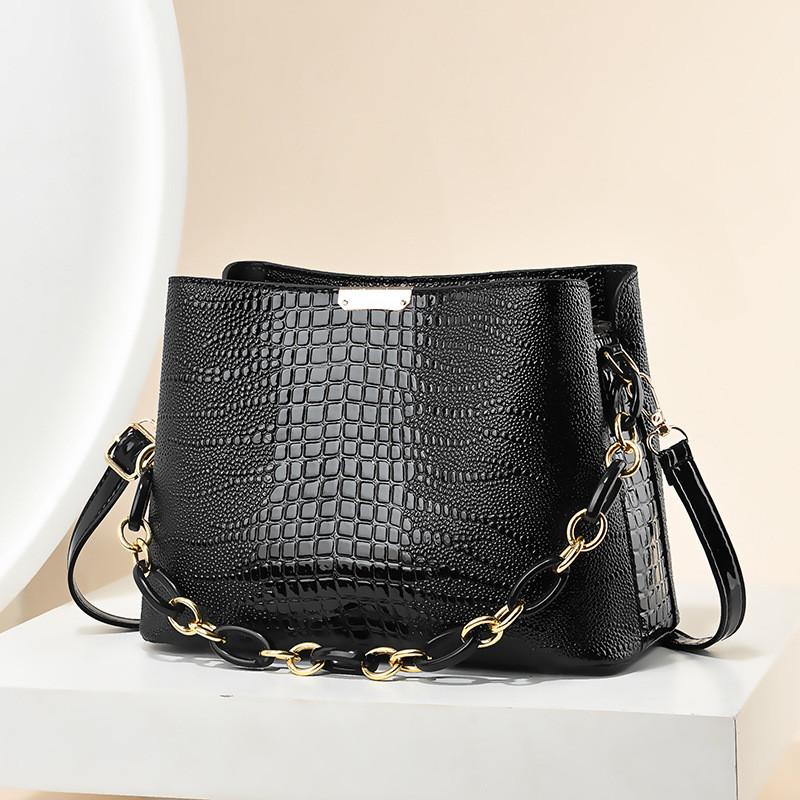 

Chic Crossbody Bucket Bag For Women Modern Design Stylish Chain Detail And High Quality Pu Material