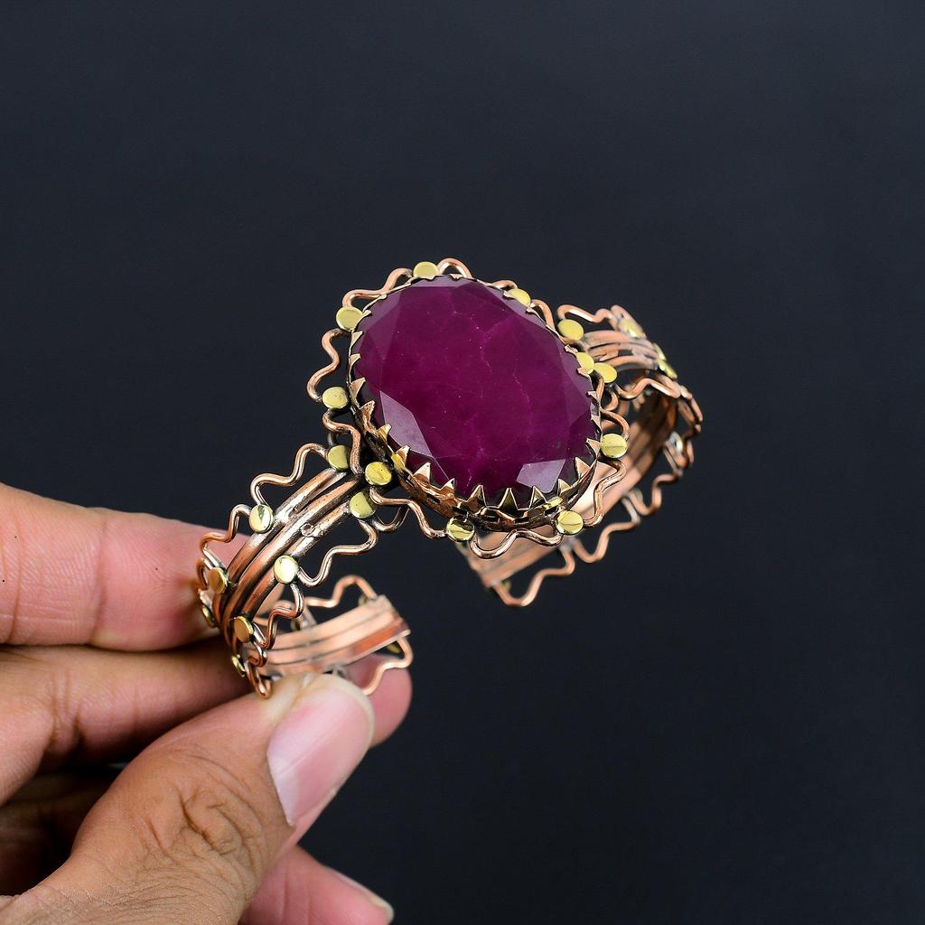 Rubinarmband med ädelstenar, handgjort armband inlindat i 999 koppartråd, manschettsmycken i senaste design