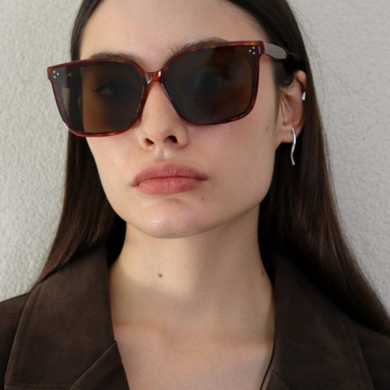 

One Brilliant Siya-OB566-Wine single type