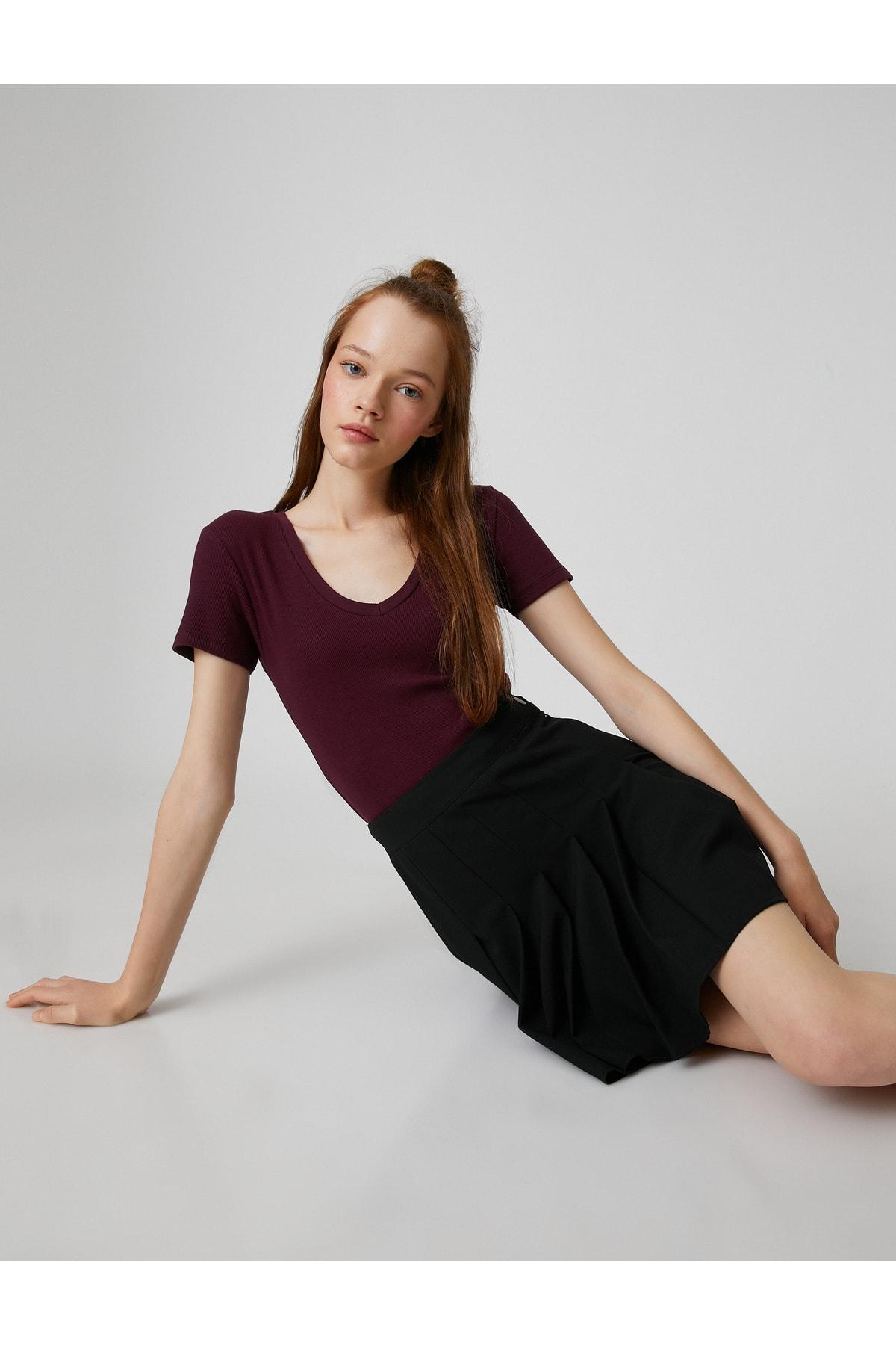 

Футболка - Бордовый - Стандартный крой