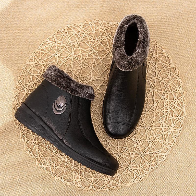 Winter Warm Fleece Shoes Elderly People Flat Boots Soft Bottom Anti Slip Women's Shoes