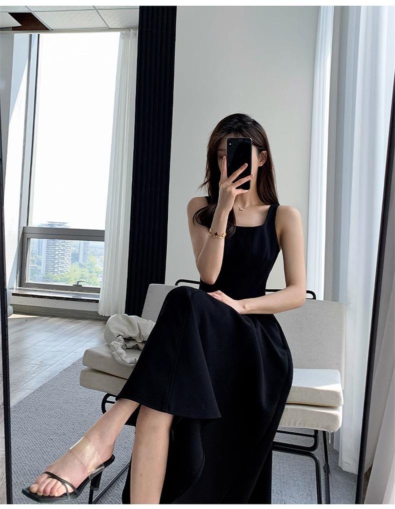 2024 Women's Black Spaghetti Strap Dress - French Style, Waist-Hugging, Hepburn Inspired, Square Neck, High Waist, Over-the-Knee Length