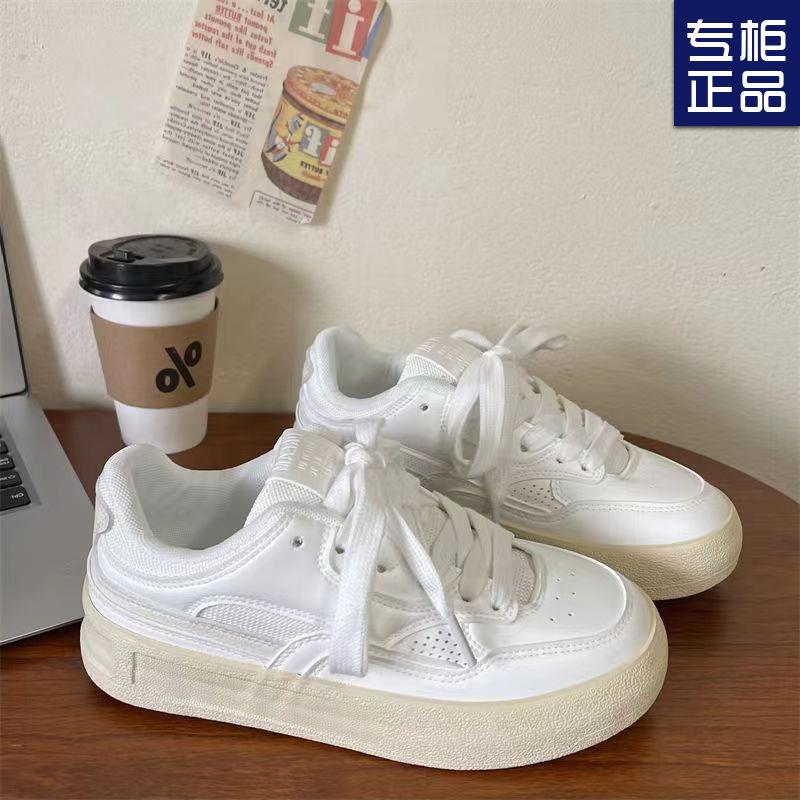 2024 summer new ins retro Hong Kong style thick baseplate shoes women's super fire versatile white shoes niche casual sports shoes