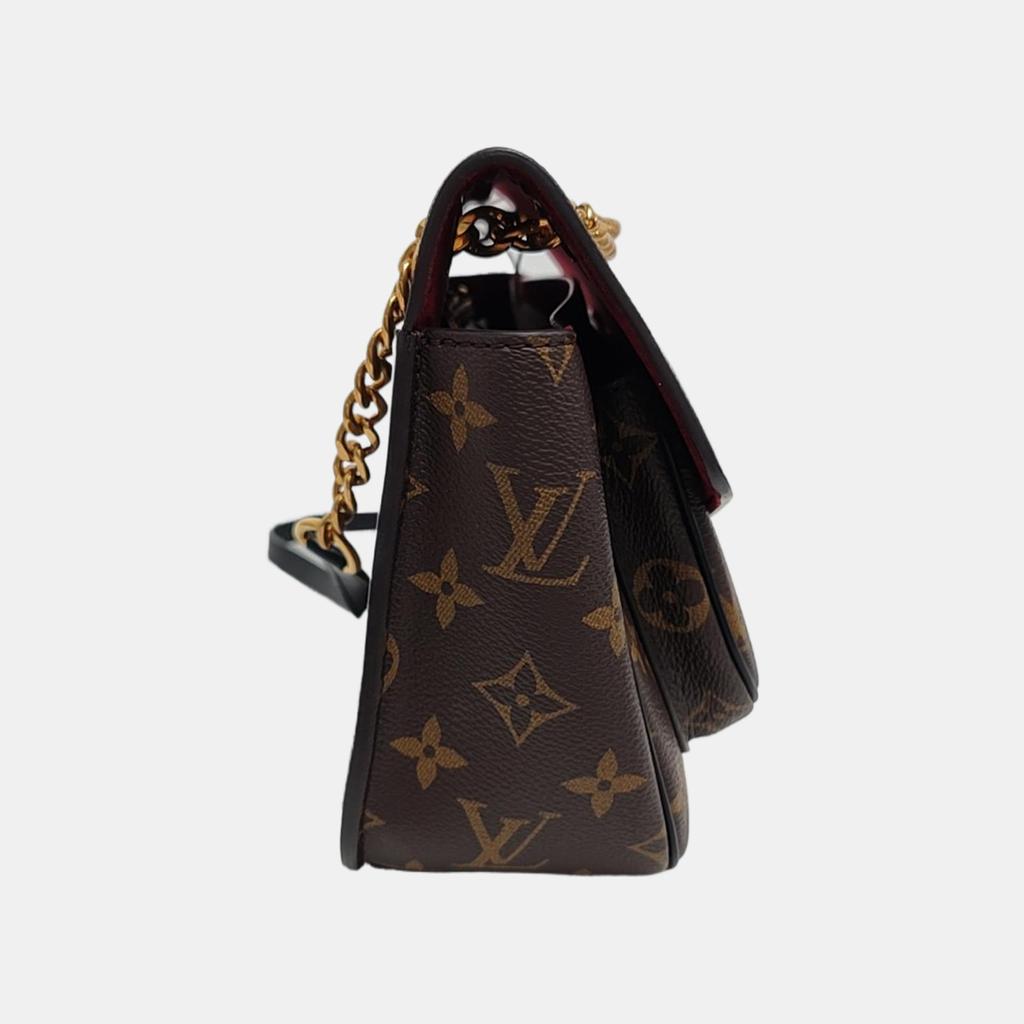 [Pre-Owned] Passy Classic Monogram Adjustable Shoulder Strap Coated Canvas With Leather Trim Messenger Bag - Very Good #1YI7XDI