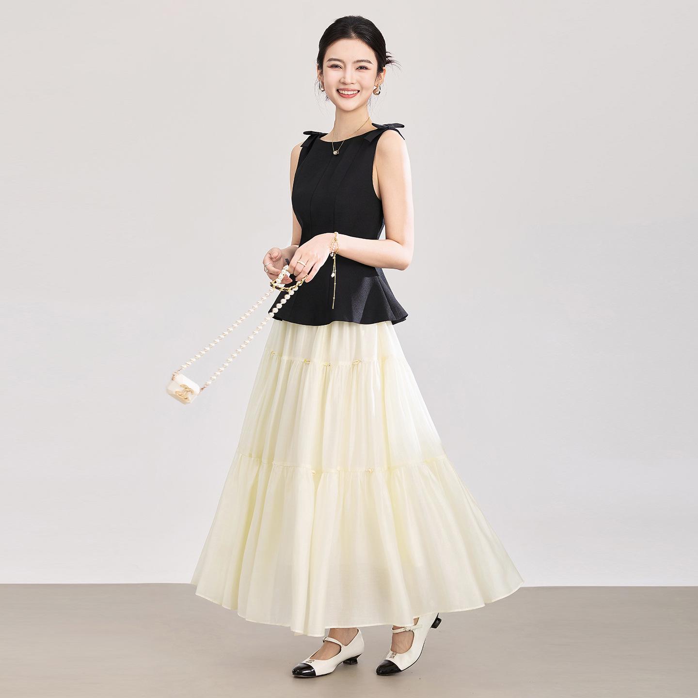 

French Bow Shoulder Strap Top & Beaded Skirt Set - Women s Summer Collection Medium чорний/білий