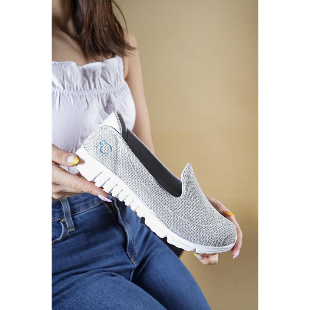 Dámské černé ortopedické tenisky 0012801