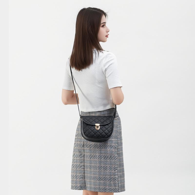 Simple polka dot printed messenger bag new solid color diamond embroidered lock fashionable women's shoulder bag