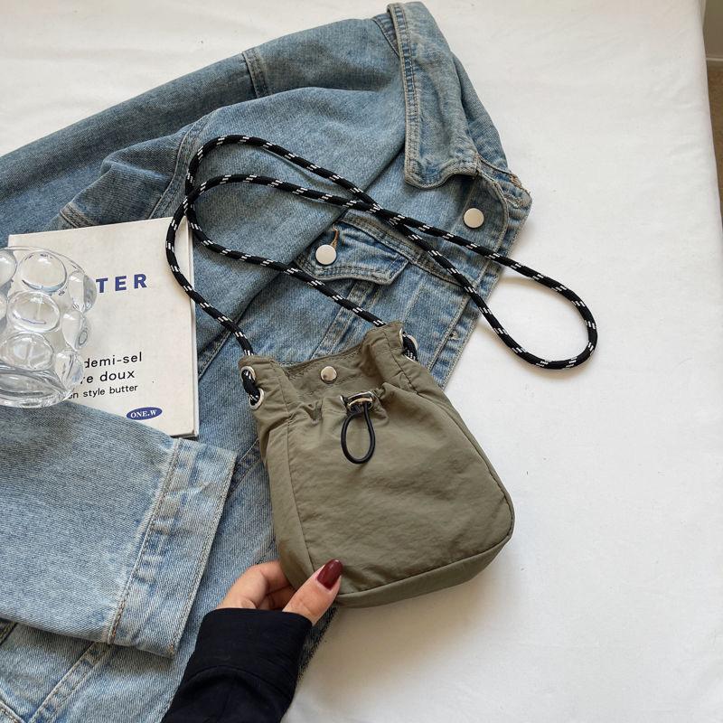 Autumn New Women's Bag  Nylon Casual Crossbody Bag  Lightweight Travel Phone Bag  Simple and Versatile Single-shoulder Small Square Bag