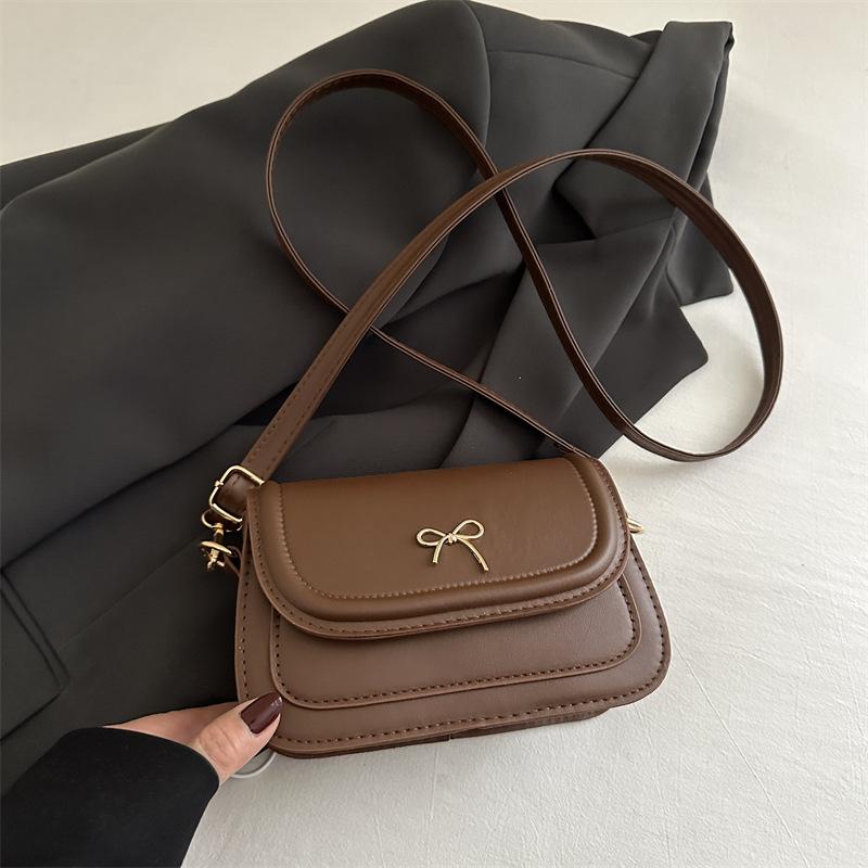 

Новая женская сумка 2025 года, популярный модный тренд, сумка-мессенджер, весна и лето, универсальная женская сумка через плечо, маленькая квадратная сумка коричневый