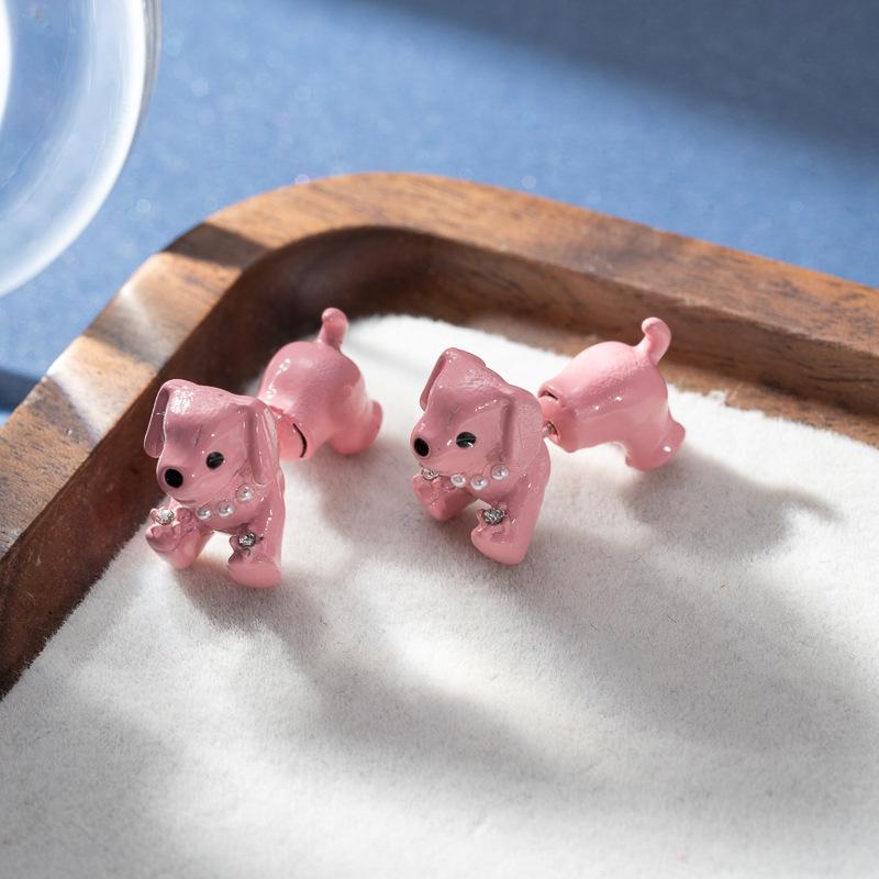 Zhao Lusi-Inspired Pink Dachshund Bow Pendant Necklace - Cute, High-End Fashion Jewelry for Women