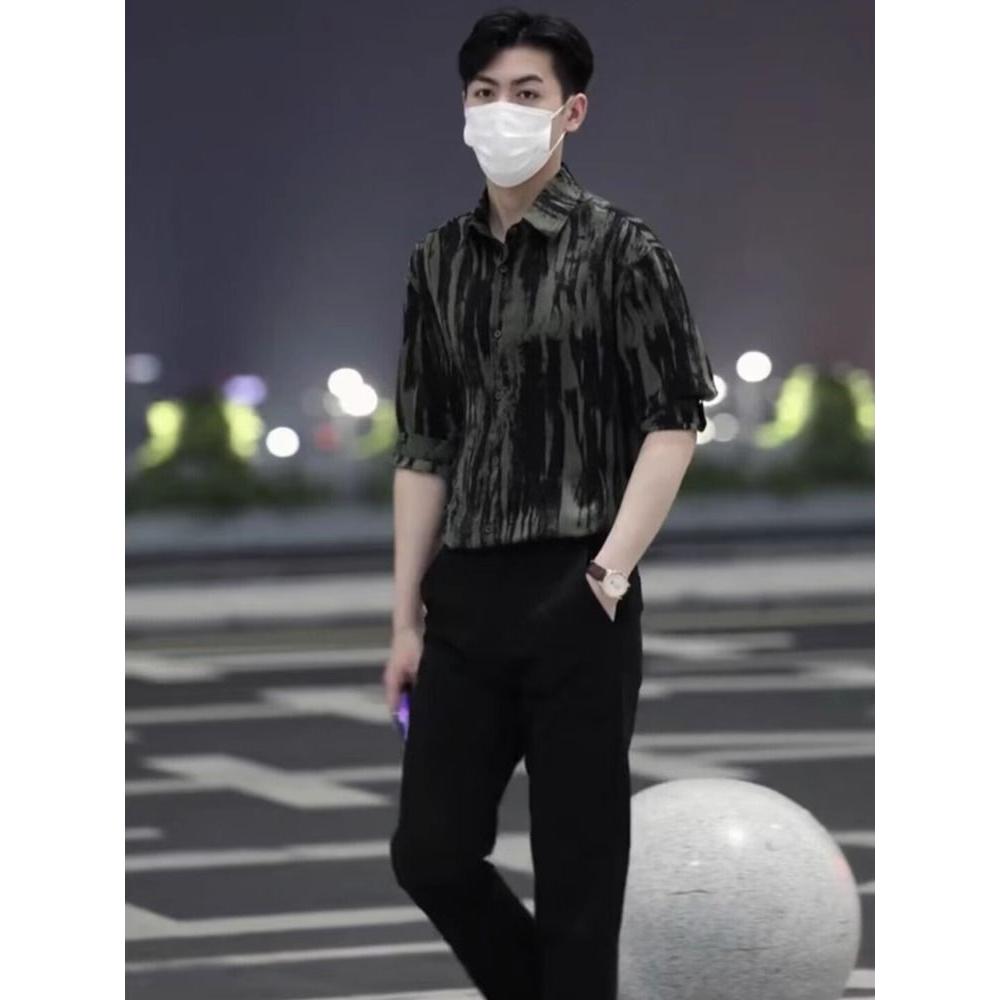 Niche Retro Ink Splash Design Short-sleeved Shirt Men