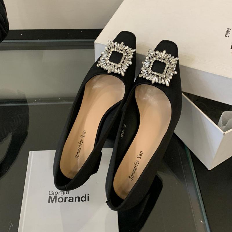 

French thick heel high-end rhinestone shallow mouth single shoes women s shoes 2025 new square head temperament celebrity high heels women 39 чёрный