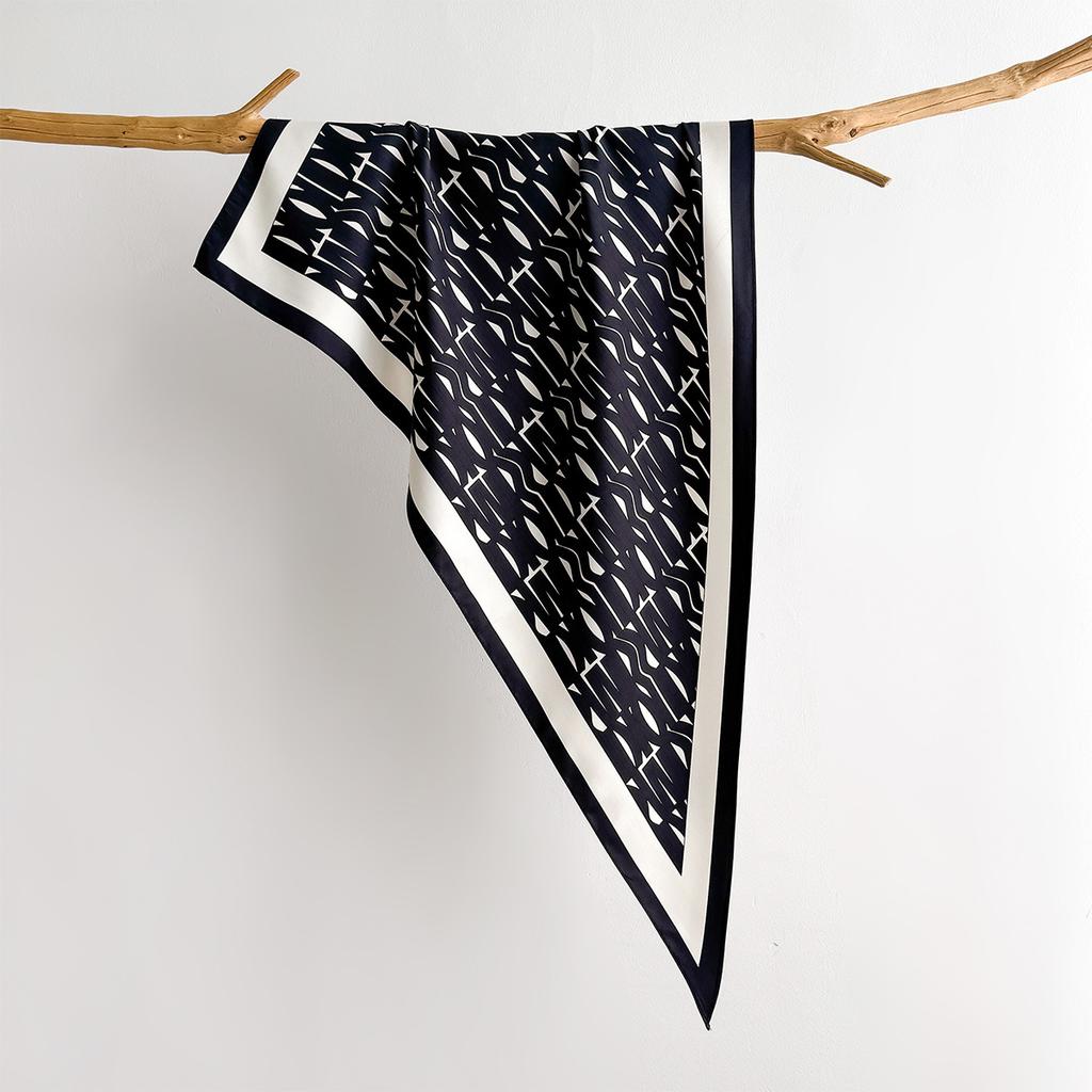Retro Printed Square Scarf For Women Soft Satin Scarves Bandanas Luxury Hijab Neckerchief Elegant Shawl Wraps