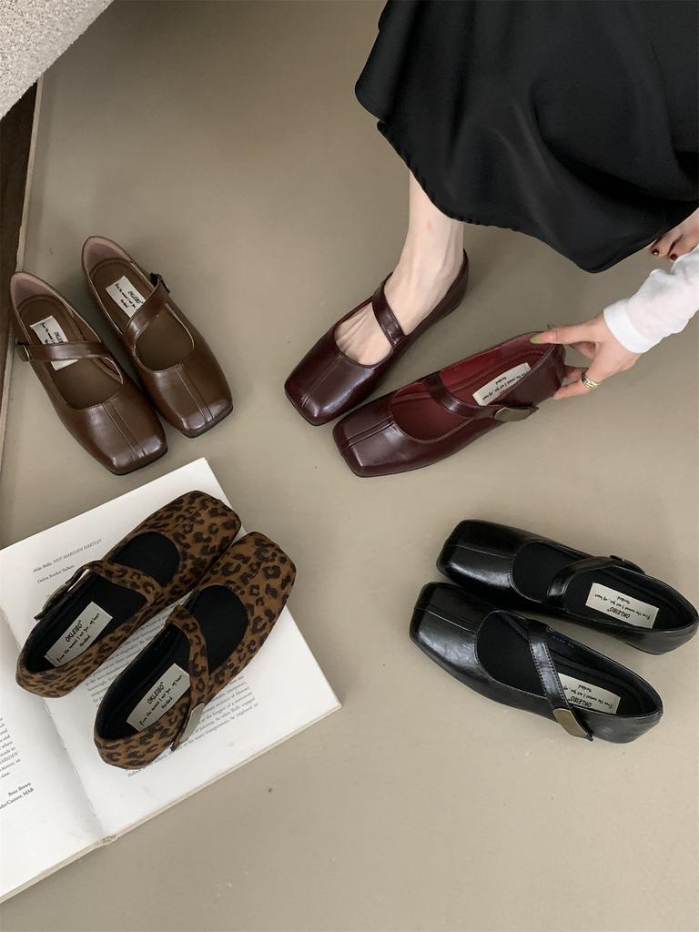 Retro Style Square Head Light Mouth Single Shoes Women's Middle Heel Spring and Autumn New French Evening Commute Leopard Print Mary Jane Small