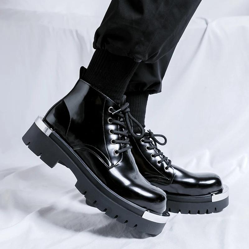 Neue Herren Leder Freizeitschuhe Britischer Stil Motorradstiefel Herren Schnürschuhe Herren Low Top Schuh Rutschfest Winter Basic Stiefel