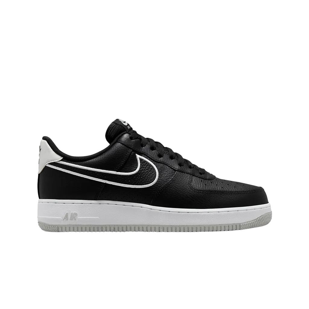 Nike Air Force 1 '07 Black White