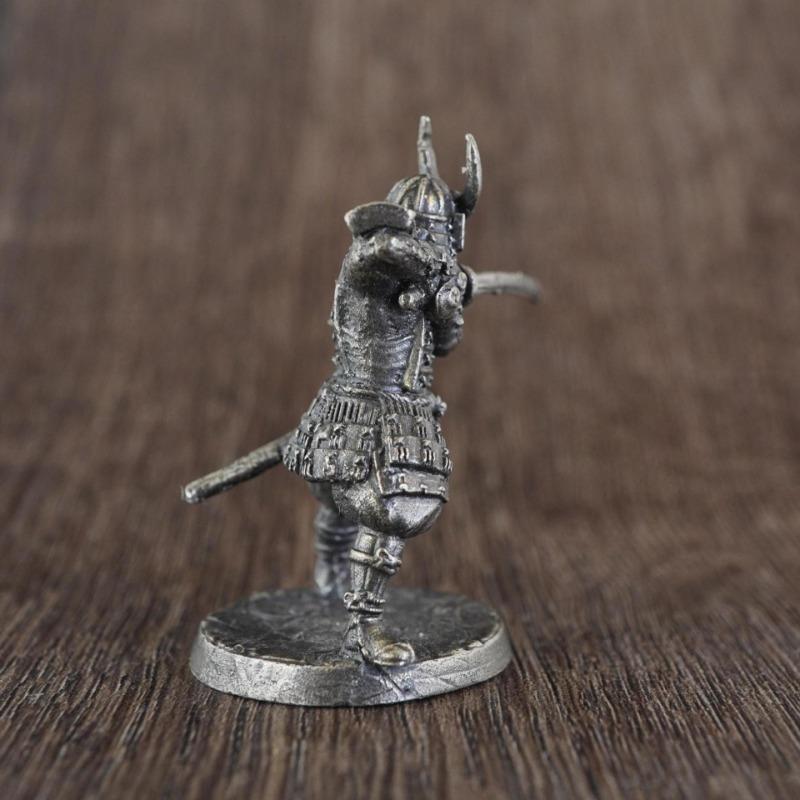 1pcs Figurines Miniatures Vintage Metal Japan Soldiers Model Statue Desktop Ornament Gift