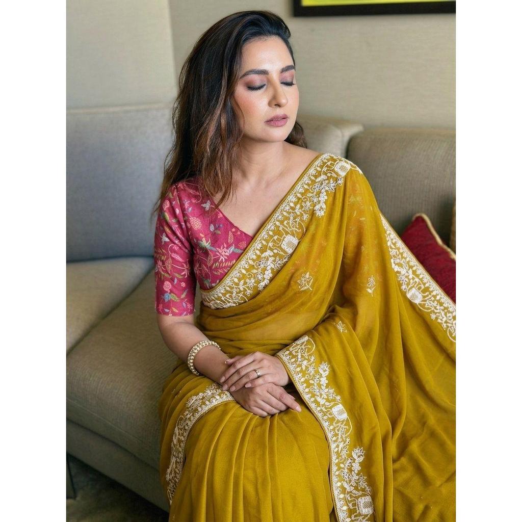 Party Wear Premium Rangoli Silk Saree – Elegant Wedding Collection with Embroidery Lace Border & Digital Print Blouse