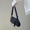 Niche design black trend chain bag  new versatile fashion portable shoulder bag crossbody bag tide
