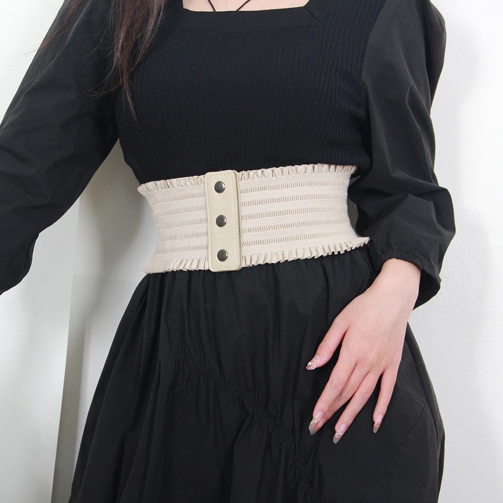 

Оборки широкий пояс тройная пряжка элегантный эластичный пояс декоративный платье пояс для женщин большой размер бежевый