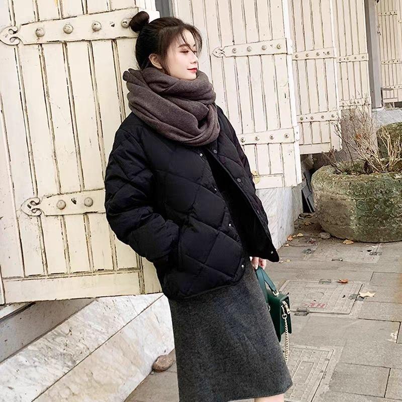 Damen Herbst Winter Einfarbig Diamantmuster Kragenlos Rundhals Mode Kurze Baumwollwattierte Jacke Leichter Baumwollmantel Oberbekleidung