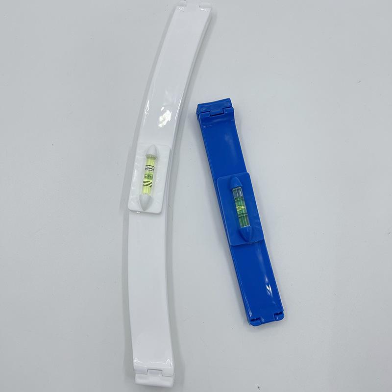 

Набор линеек для стрижки челки с зажимом для хвоста в упаковке из ОПП-пакета