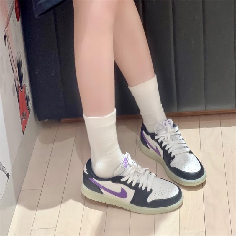 Jordan 1 Retro Low OG Black Raspberry GS HF0410-001