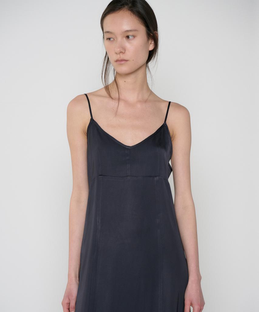 Jeonggamseutyudio Cut Off Sleeveless Long Dress_2 Color
