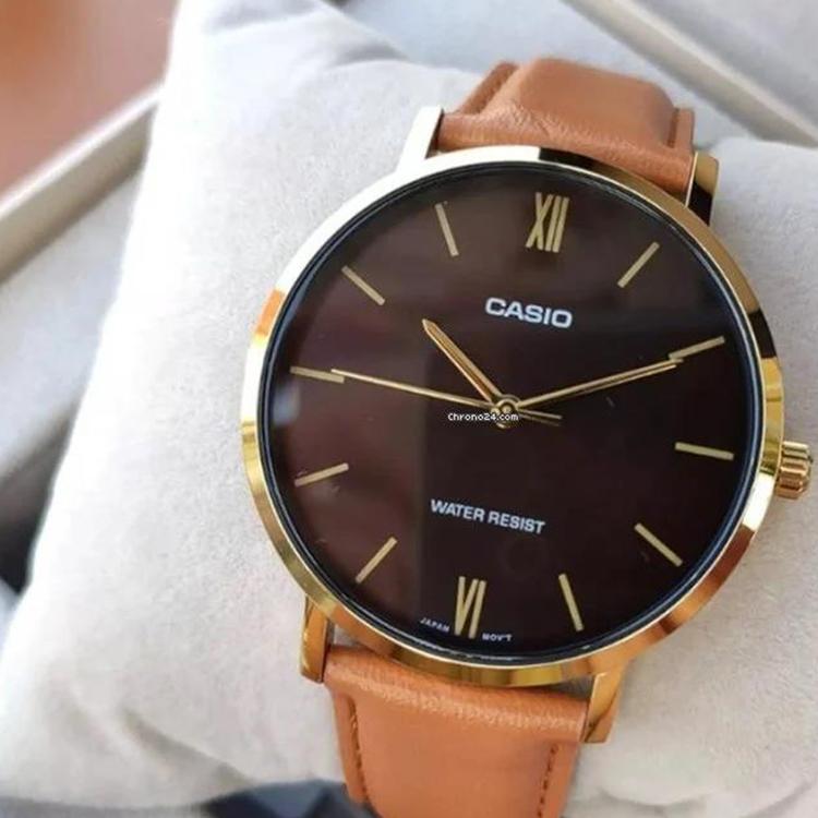 CASIO Men Standard Series 46mm Red Watch MTP-VT01BL-5B MTP-VT01BL-5B