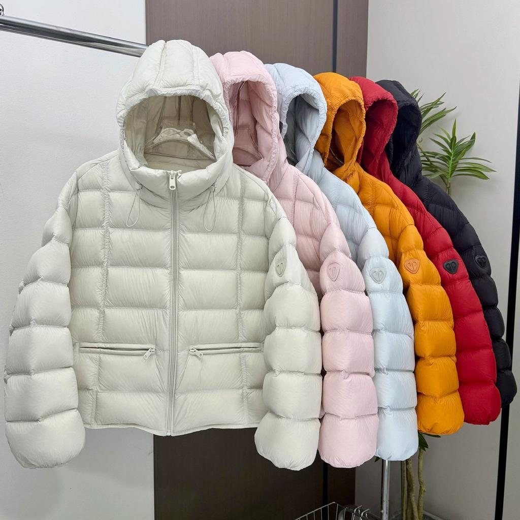 New Hooded Ribs Puff Cotton-padded Clothes for Women, Small People, Thickened Warm Cotton-padded Clothes, Loose Cotton-padded Jackets.