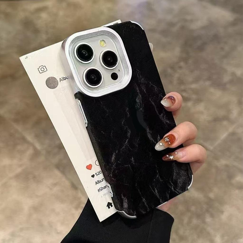 Snow Mountain Pattern Leather Material Mobile Phone Case for Apple 17PROMAX Large Pore Skin-feel Protective Cover Temperament Frosted Case