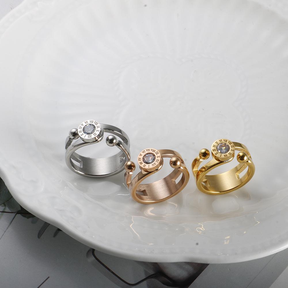 Inel multiplu cu cifre romane: Bijuterii din oțel inoxidabil placate cu aur de 18K pentru cupluri.