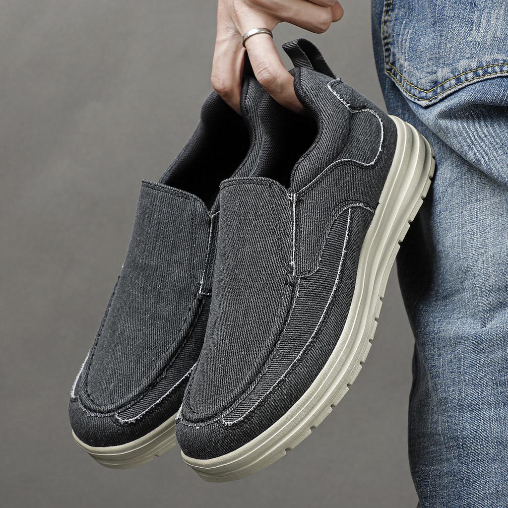 New Men Casual Shoes Slip On Canvas Loafers Comfortable Walking Flats for Man Non Slip Soft Moccasins Sneakers Driving Shoes