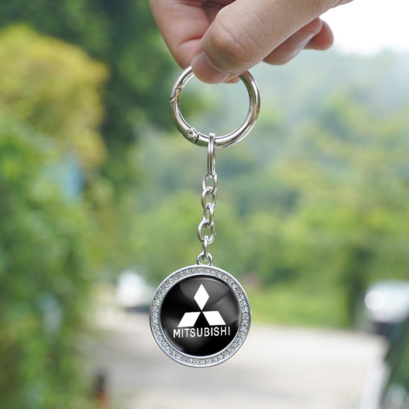 Zinc Alloy Keychain Car Logo Diamond Keyring For Mitsubishi Lancer Mirage ASX Pajero Lancer Ex Galant Attrage Xpander Mirage