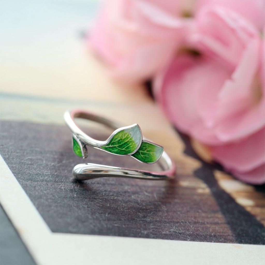 Tree Leaf Shape Dating Rings Adjustable Finger Opening Rings Unique Finger Jewelry Suitable for Party and Daily Wear