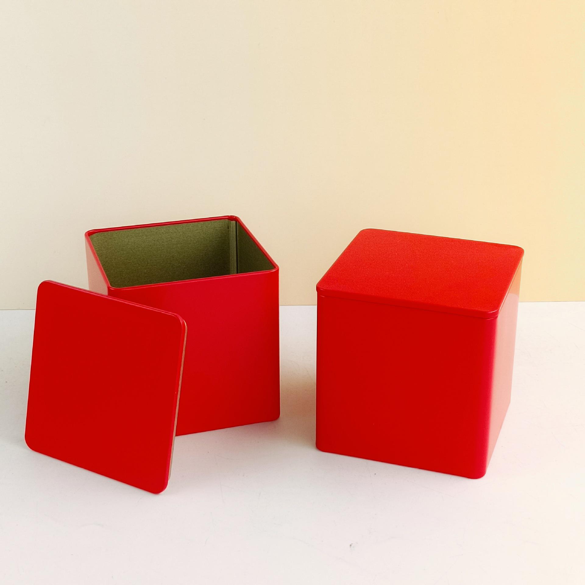 

Compact Square Tinplate Candy Cans with Lid - Souvenir Gift Box