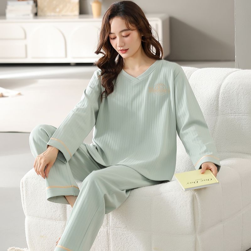 Pure cotton women's pajamas, long-sleeved trousers, cardigan, loose large-size loungewear, women's spring and autumn models can be worn out.