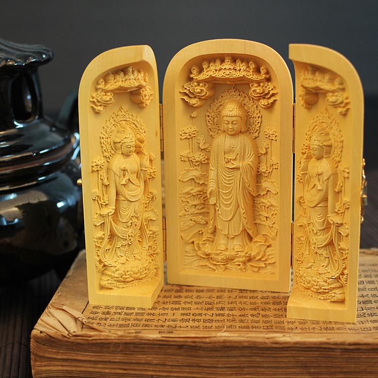 Boxwood Beautiful Hand-Carved Wooden Statue of the Thousand-Armed Guanyin Bodhisattva