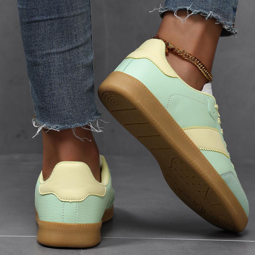 Summer and autumn leather surface German training shoes leopard print casual flat baseplate shoes light travel shoes sports