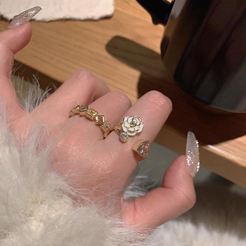 Geometric Butterfly Chic Ring For Women Fashionable Open Design Shell And Pearl Style